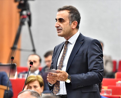 CHP'DE GÖZLER, İZMİR BÜYÜKŞEHİR'DEKİ 7 MECLİS ÜYESİNDE... İSTİFALARI  BEKLENİYOR.... - Politika - Erhan Gülenç