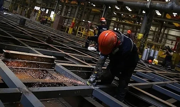 TÜRKİYE'NİN İKİNCİ 500 BÜYÜK LİSTESİNE İZMİR'DEN 44 SANAYİ KURULUŞU GİRDİ