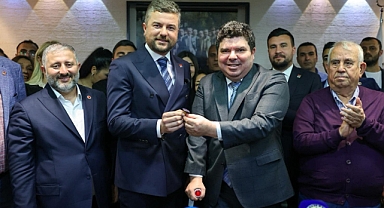 CHP’Lİ BAŞKAN KURULTAY AKŞAMI SELEFİYLE ANKARA’DA KAFAYI ÇEKTİ