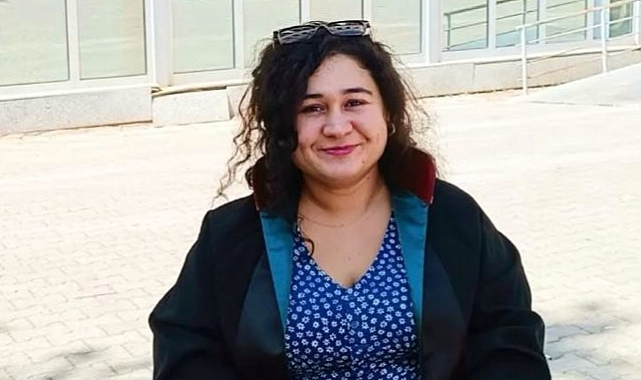 TEKERLEKLİ SANDALYEYE MAHKUM KALAN KADIN AVUKATIN BÜYÜK HUKUK MÜCADELESİ