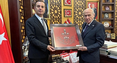 BALIKESİR'İN CHP'Lİ BAŞKANINDAN SÜRPRİZ AK PARTİ VE BAHÇELİ ZİYARETİ… AK PARTİ'YE GEÇECEĞİ İDDİA EDİLMİŞTİ…