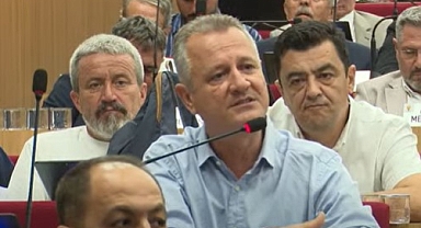 BÜYÜKŞEHİR-ÇİĞLİ BELEDİYESİ ÇÖP KRİZİNE AK PARTİ DE GİRDİ… “KENDİ ÇÖPLÜĞÜMÜZE ÇÖP ATAMIYORUZ!”