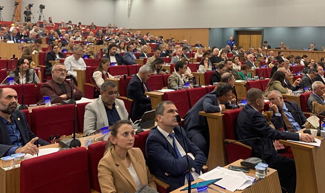 KARABAĞLAR'DA OTOPARK ŞOKU… URLA'DAKİLERDEN BİLE PAHALI! 