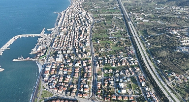 GÜZELBAHÇE'DE TRAFİĞİ RAHATLATACAK 75. YIL CUMURİYET BULVARI'NIN İLK ETABI AÇILDI