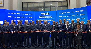 TURİZM FUARI 19.KEZ KAPILARINI İZMİR'DE AÇTI... BAŞKAN TUGAY: GEÇEN SENEYE GÖRE FUARA İLGİ 2 KAT ARTTI!