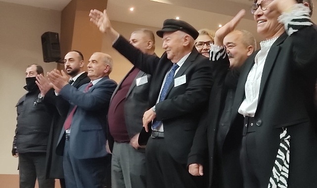 İZMİR BAKKALLAR ODASI’NDA GENEL KURUL TAMAMLANDI: EMİN BAĞCI GÜVEN TAZELEDİ