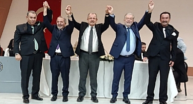 İZMİRLİ KUAFÖRLERDE VEKİL, BAŞKANI YENDİ… ODANIN YENİ BAŞKANI PAYIKÜÇÜK OLDU!