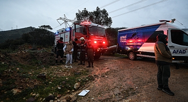 YAMANLAR'DA SEL ALARMI: İTFAİYE VE AFAD MAHSUR KALAN 3 KİŞİYİ KURTARDI